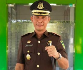 3 Kali Mangkir, Mantan Kadis ESDM Riau akhirnya Penuhi Panggilan Jaksa